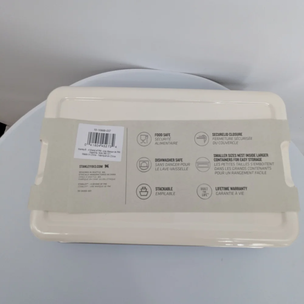 New Stanley Useful Box 1.25QT Light Blue cream lunch bento Storage Container